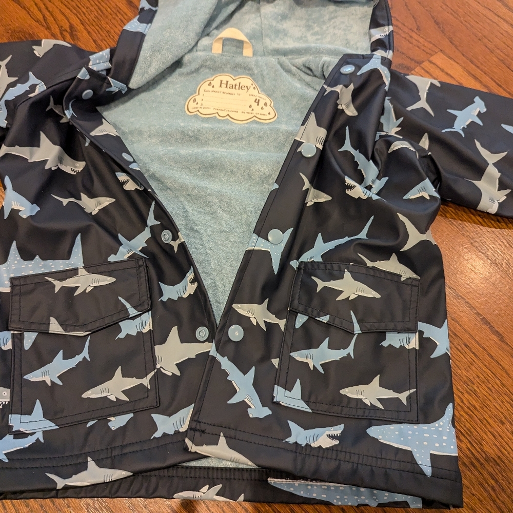 Hatley Size 4 Boys Raincoat